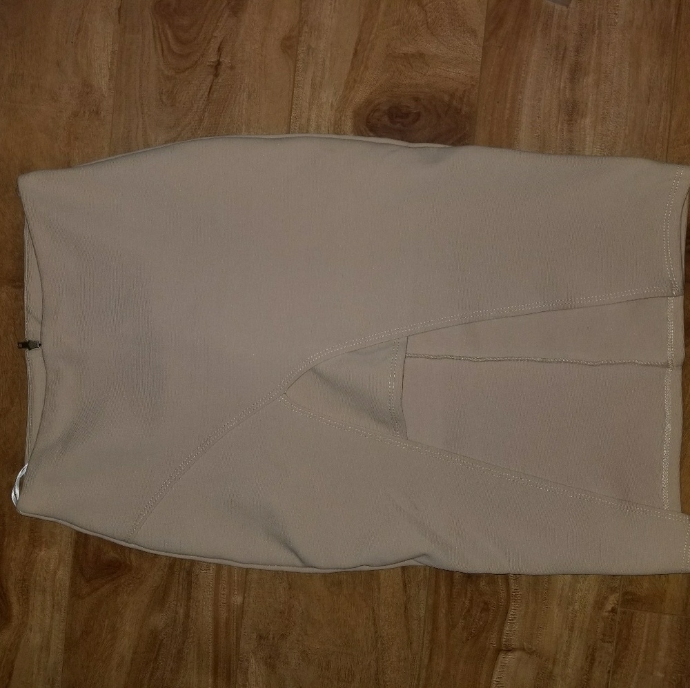 Nude Windsor Skirt